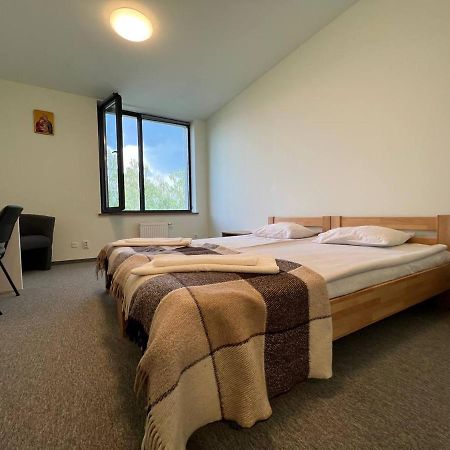 Ucu Inn - Кімнати Для Гостей Lemberg Exterior foto