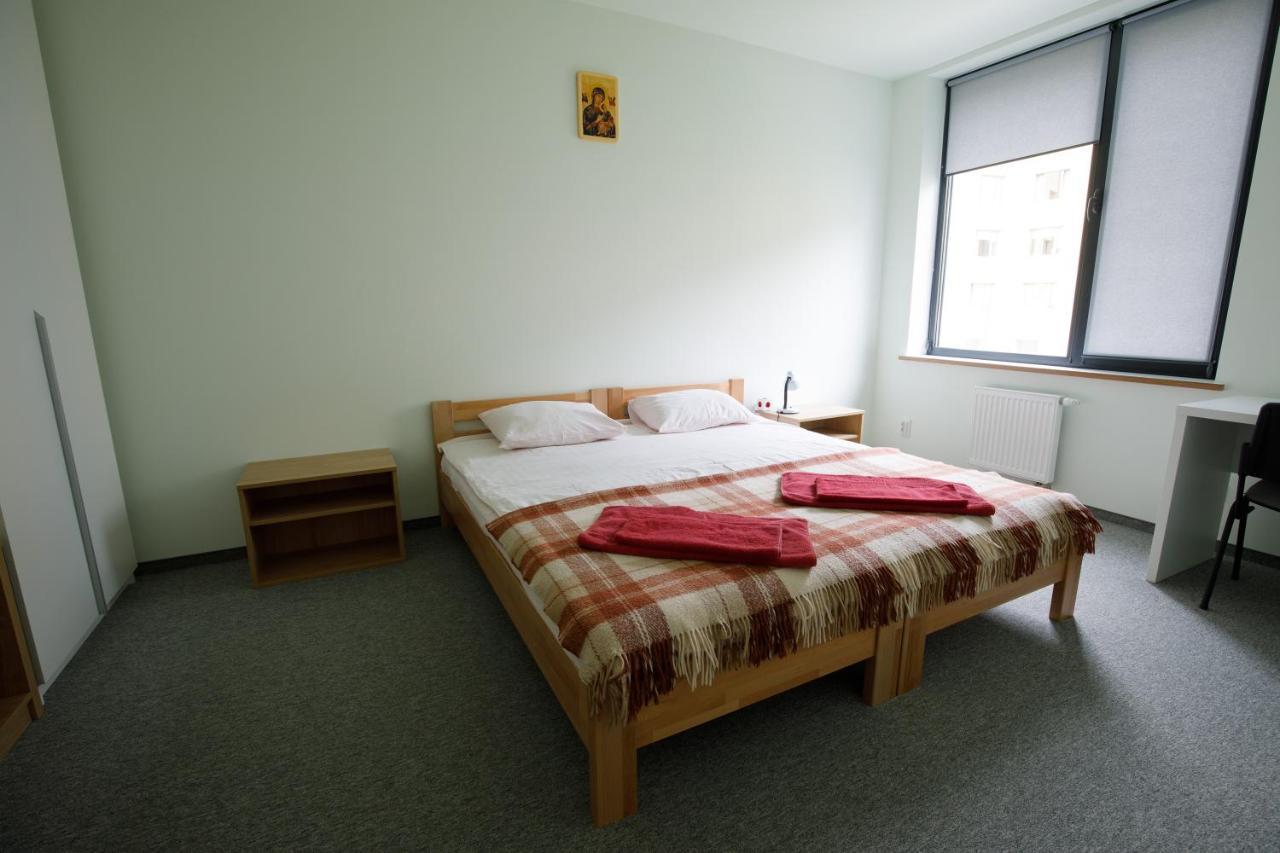 Ucu Inn - Кімнати Для Гостей Lemberg Exterior foto